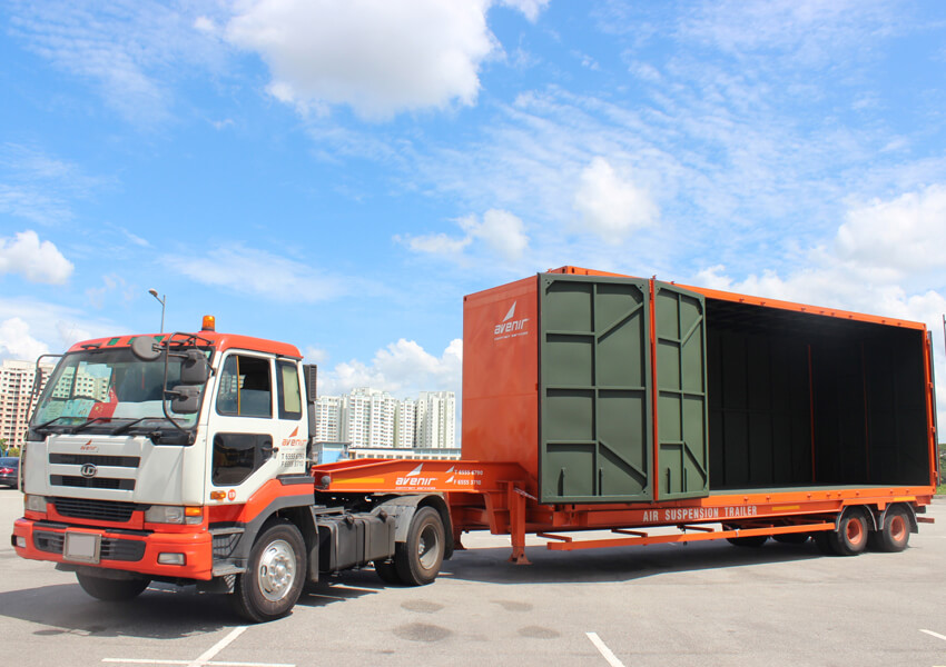 Avenir Logistics air suspension trailer used for cargo transportation in Singapore.